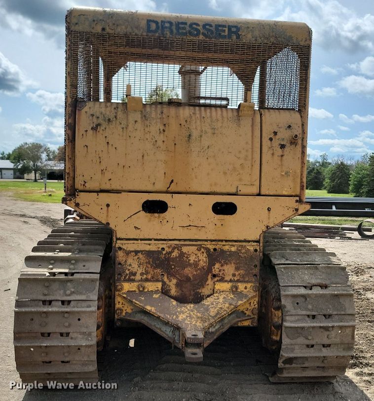 image for item DQ7477 International TD 20C PS  dozer