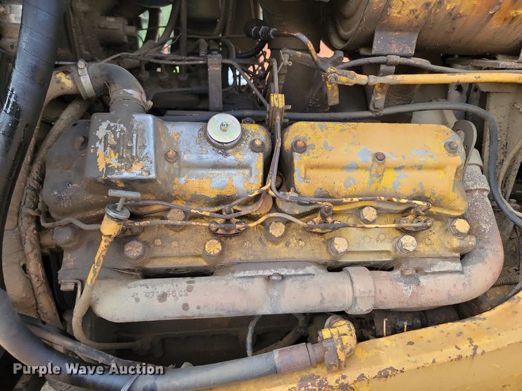 image for item DQ7477 International TD 20C PS  dozer