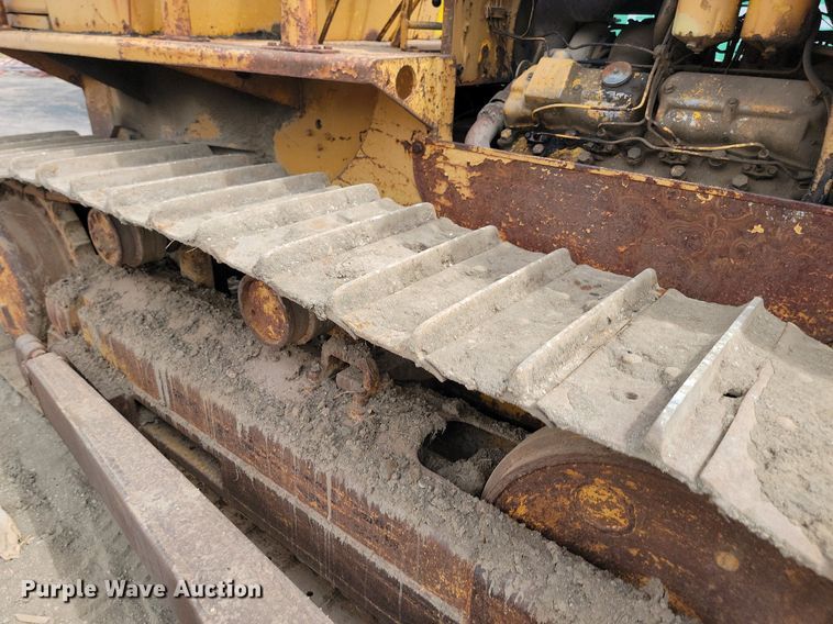 image for item DQ7477 International TD 20C PS  dozer