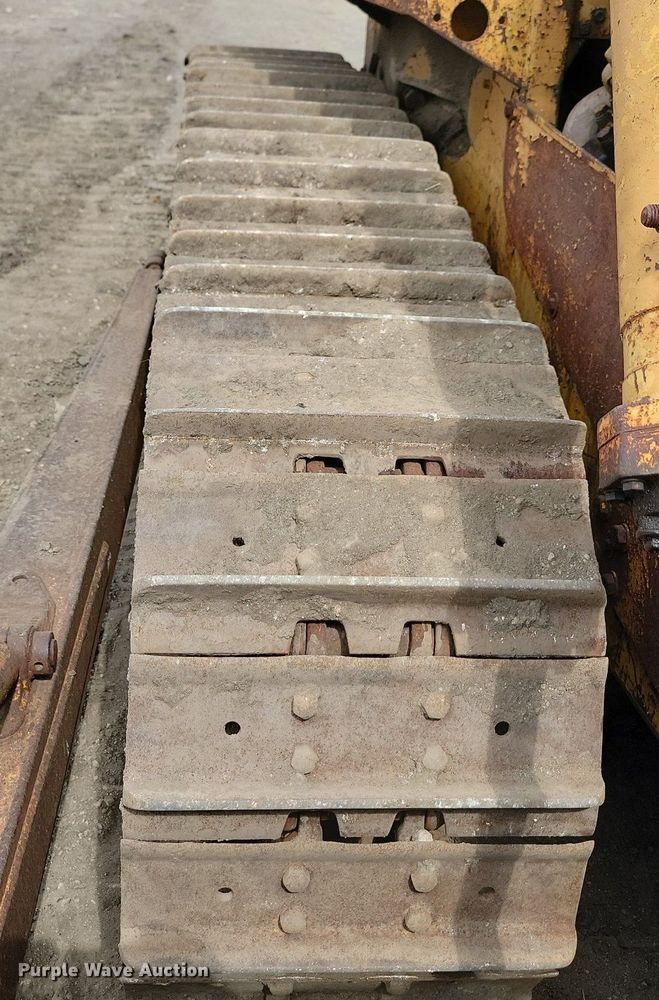 image for item DQ7477 International TD 20C PS  dozer