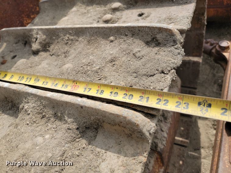 image for item DQ7477 International TD 20C PS  dozer