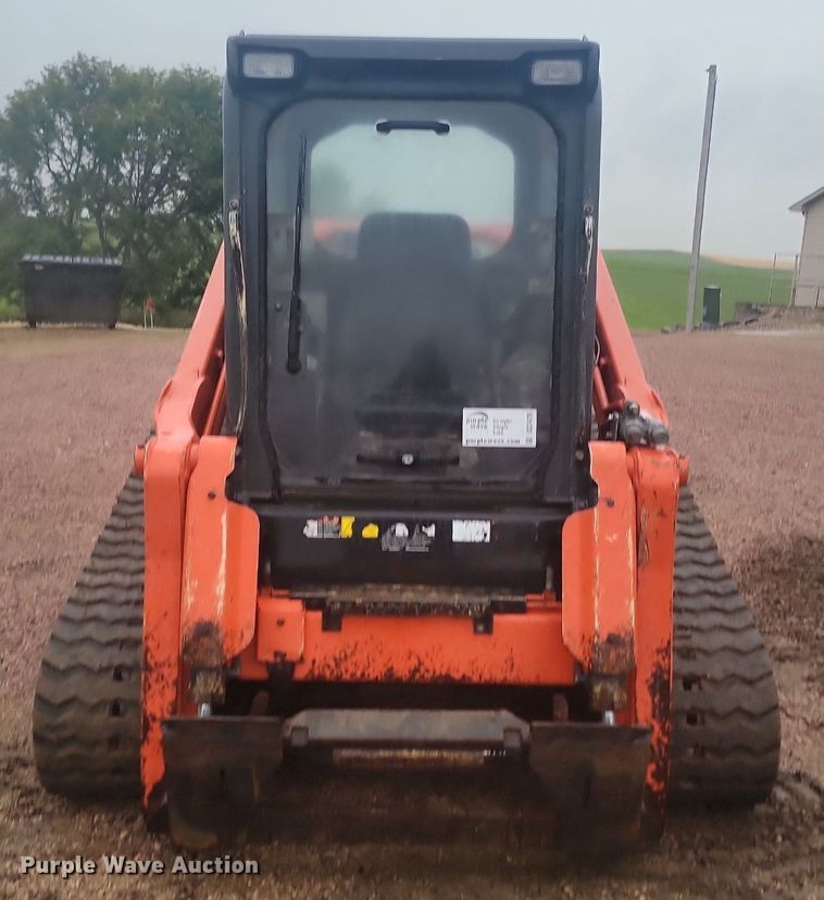 image for item DQ7479 2016 Kubota SVL95-2S  tracked skid steer loader