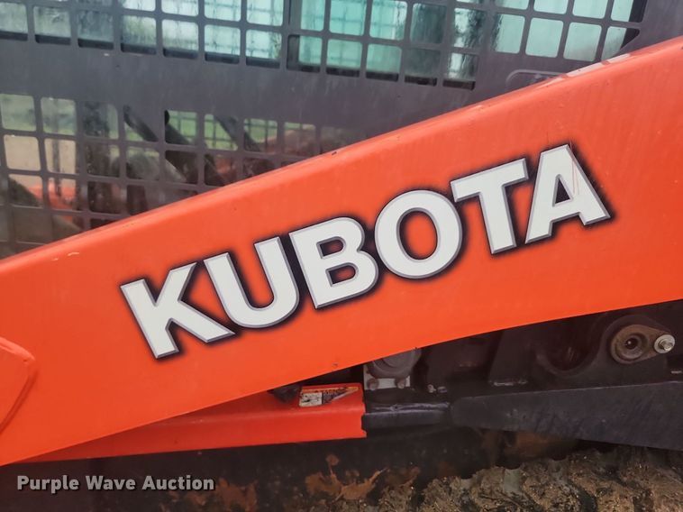 image for item DQ7479 2016 Kubota SVL95-2S  tracked skid steer loader