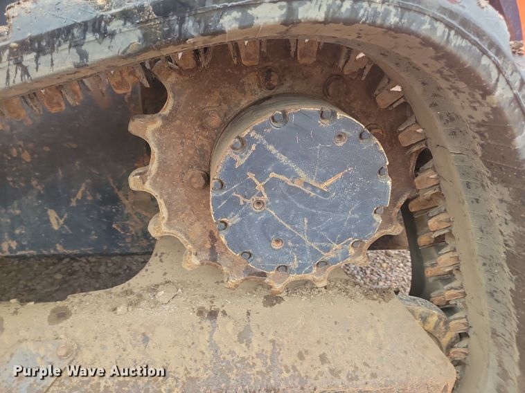 image for item DQ7479 2016 Kubota SVL95-2S  tracked skid steer loader