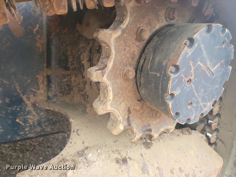 image for item DQ7479 2016 Kubota SVL95-2S  tracked skid steer loader