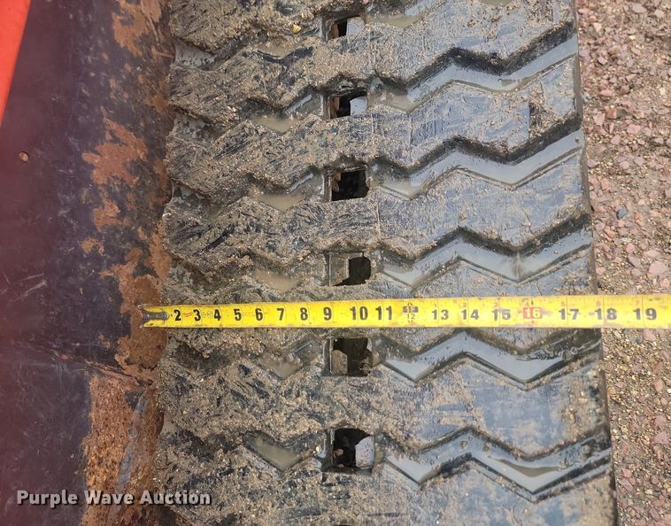 image for item DQ7479 2016 Kubota SVL95-2S  tracked skid steer loader