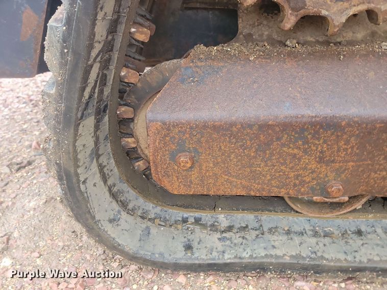 image for item DQ7479 2016 Kubota SVL95-2S  tracked skid steer loader