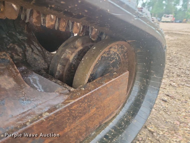 image for item DQ7479 2016 Kubota SVL95-2S  tracked skid steer loader