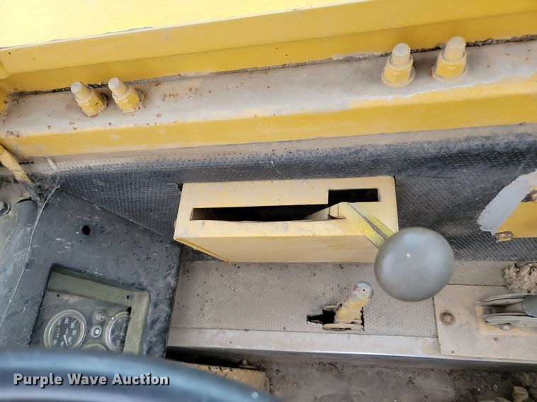 image for item DQ7480 1979 Clark 110-11B  elevating scraper