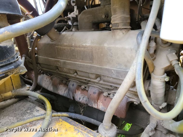 image for item DQ7480 1979 Clark 110-11B  elevating scraper