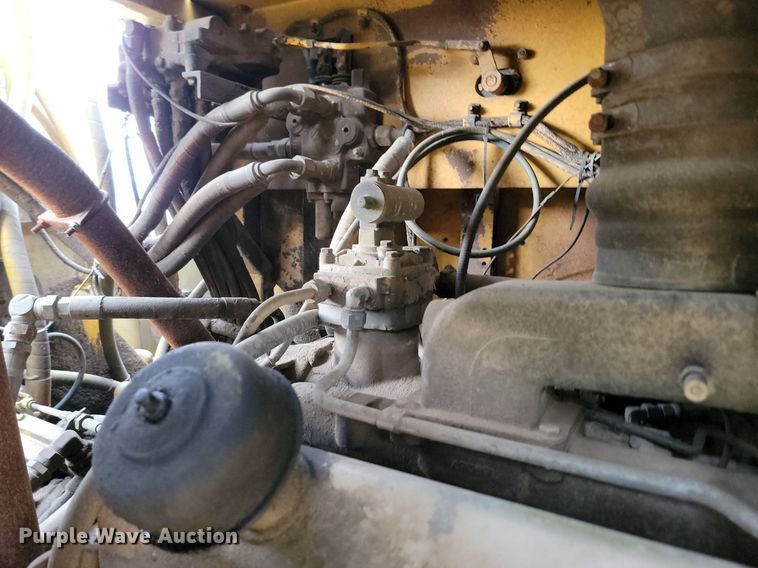 image for item DQ7480 1979 Clark 110-11B  elevating scraper