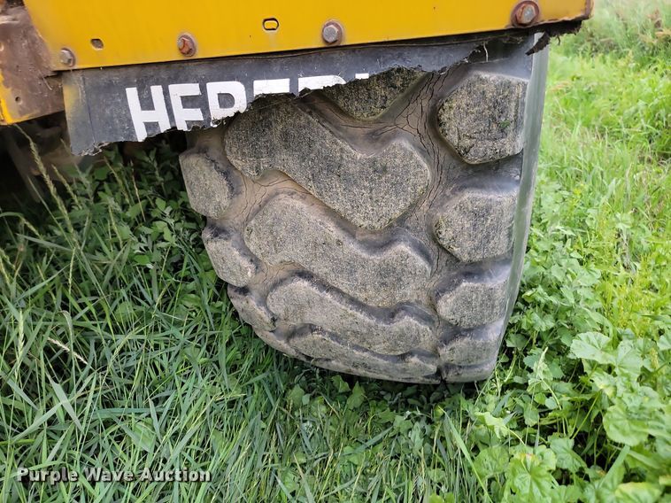 image for item DQ7480 1979 Clark 110-11B  elevating scraper