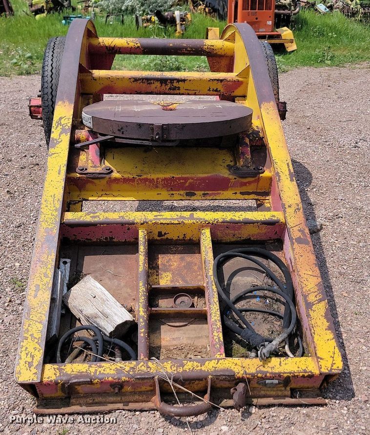 image for item DQ7498 Timpte J.D. 10  fifth wheel jeep