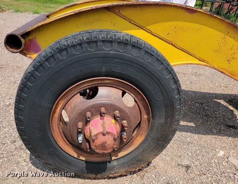 image for item DQ7498 Timpte J.D. 10  fifth wheel jeep