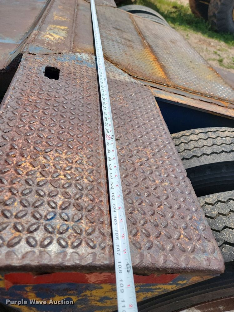 image for item DQ7500 1969 Twamco SDDLBXHT2  drop deck equipment trailer