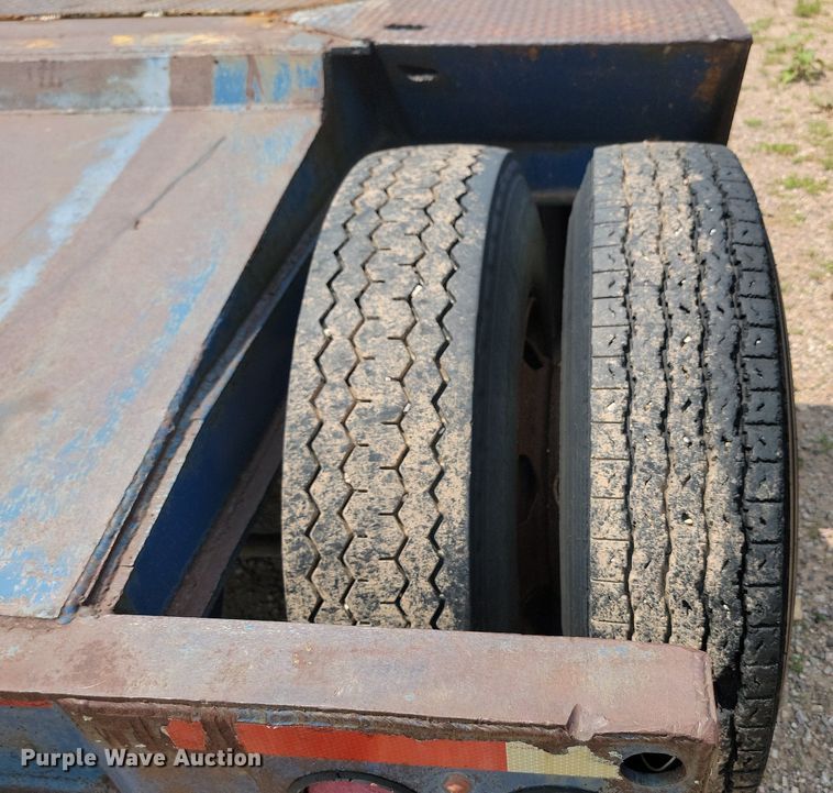 image for item DQ7500 1969 Twamco SDDLBXHT2  drop deck equipment trailer