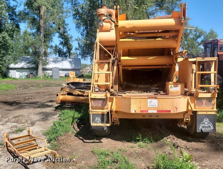 image for item DQ7515 Bandit 3680XP The Beast  horizontal grinder