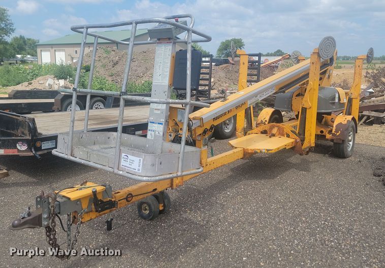 image for item DQ7530 2014 Haulotte 3632T  boom lift