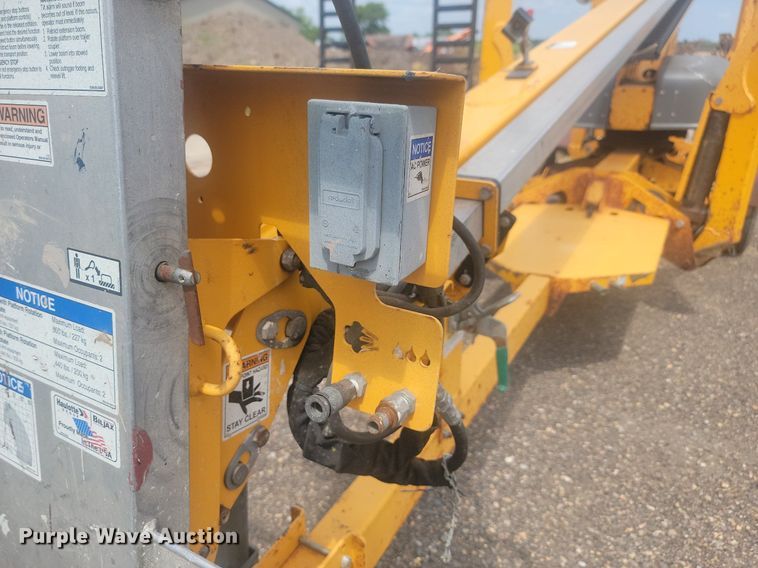 image for item DQ7530 2014 Haulotte 3632T  boom lift