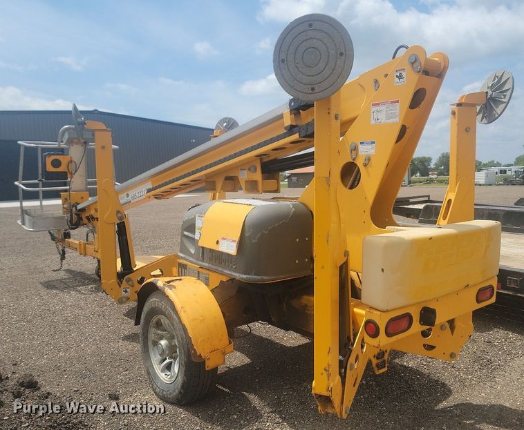 image for item DQ7530 2014 Haulotte 3632T  boom lift