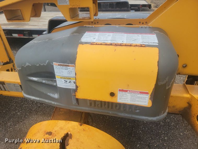 image for item DQ7530 2014 Haulotte 3632T  boom lift