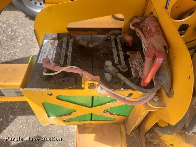 image for item DQ7530 2014 Haulotte 3632T  boom lift