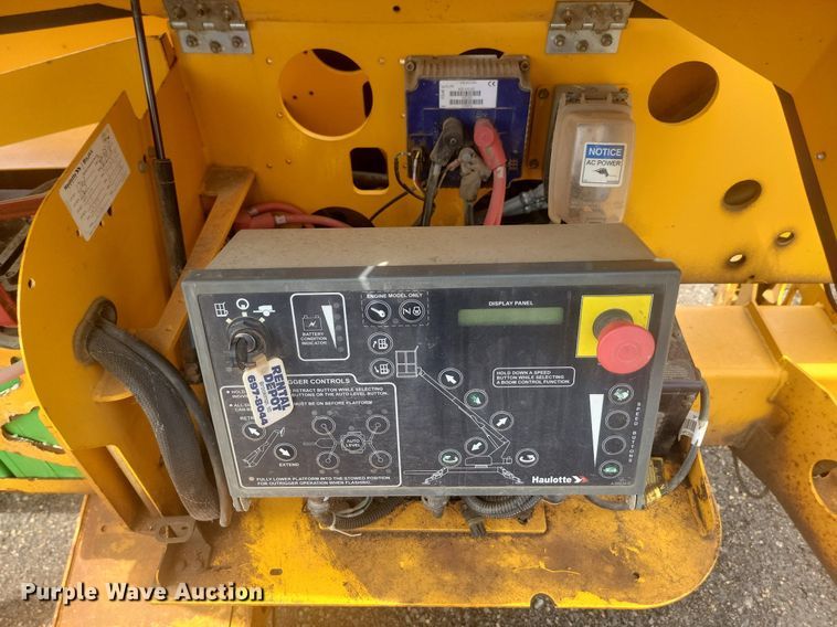 image for item DQ7530 2014 Haulotte 3632T  boom lift