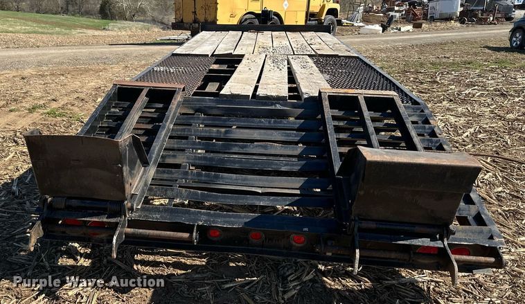 image for item DR5174 1994 Talbert  equipment trailer