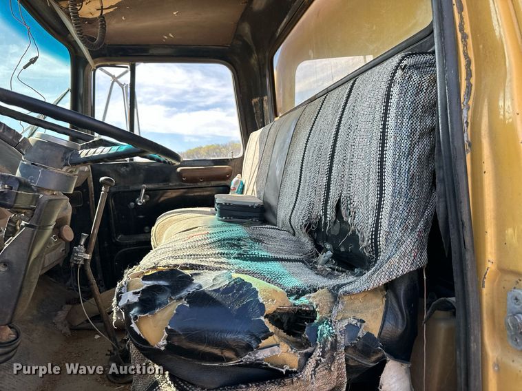 image for item DR5175 1975 Ford  fuel truck