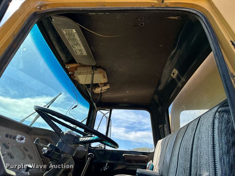 image for item DR5175 1975 Ford  fuel truck