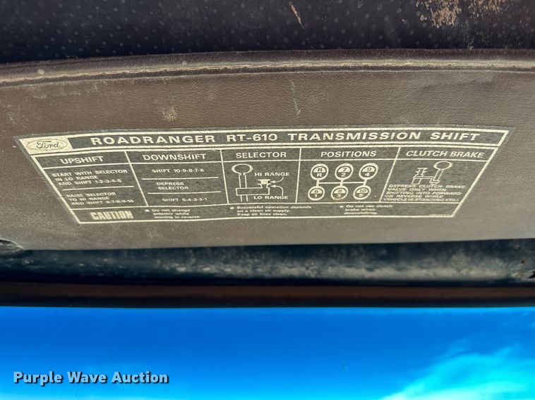 image for item DR5175 1975 Ford  fuel truck