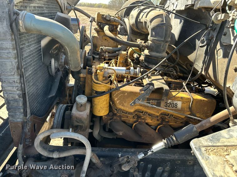 image for item DR5175 1975 Ford  fuel truck