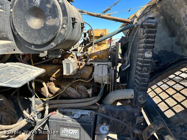 image for item DR5175 1975 Ford  fuel truck