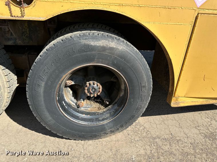 image for item DR5175 1975 Ford  fuel truck