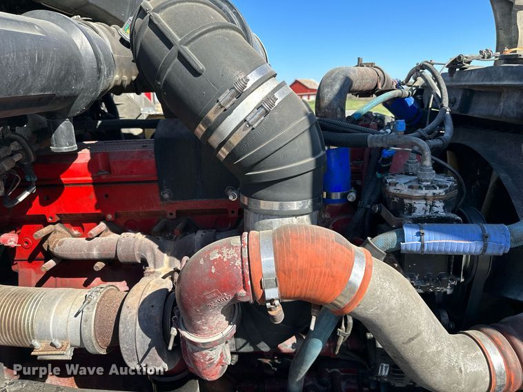 image for item DR5176 2003 Kenworth T600  semi truck