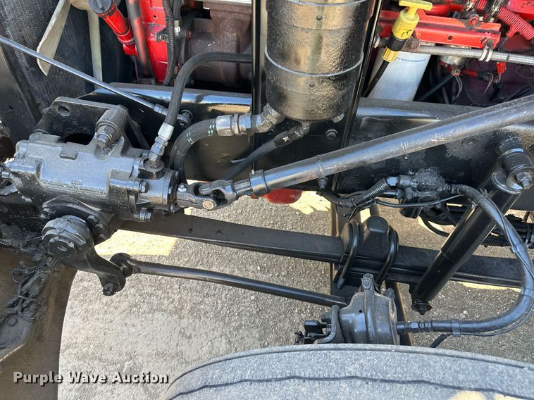 image for item DR5176 2003 Kenworth T600  semi truck