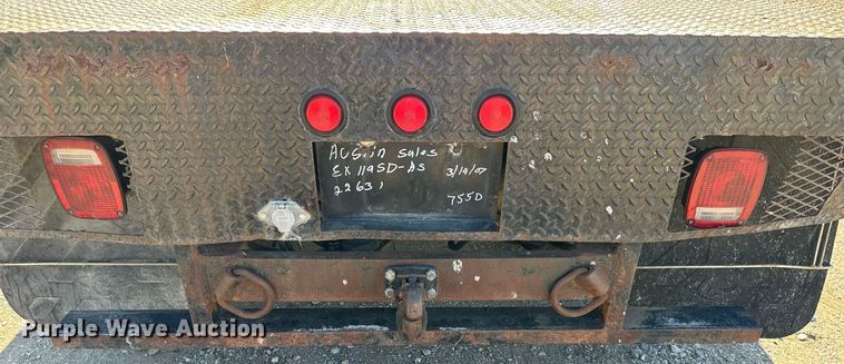 image for item DS2045 2008 GMC Sierra 3500HD  flatbed pickup truck