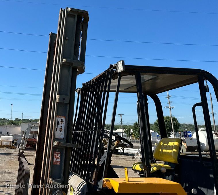 image for item DS2052 1998 JCB  forklift