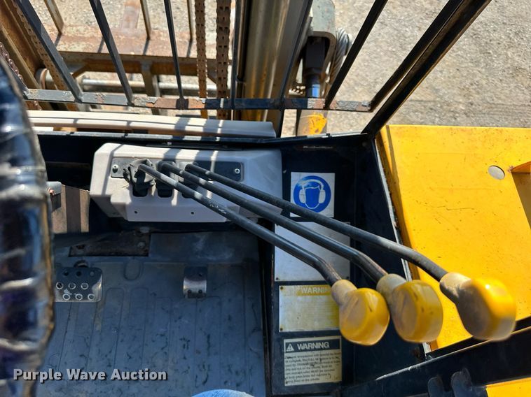 image for item DS2052 1998 JCB  forklift