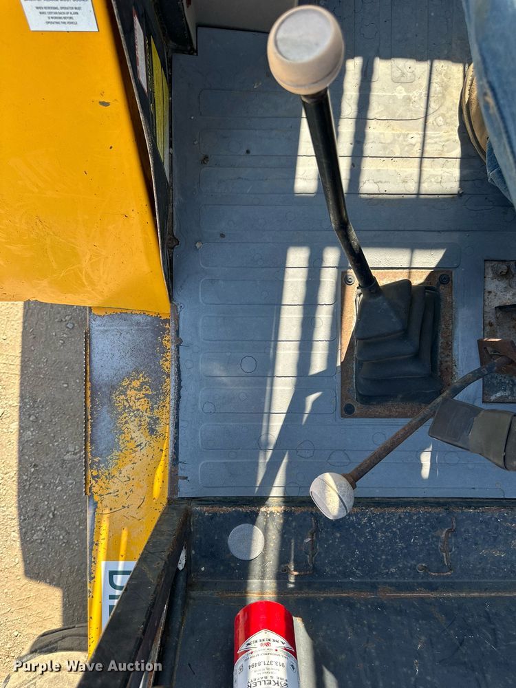 image for item DS2052 1998 JCB  forklift