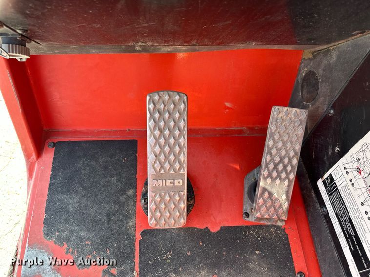 image for item DS2070 2018 Skyjack SJ1056 TH  telehandler