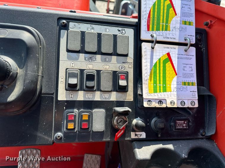 image for item DS2070 2018 Skyjack SJ1056 TH  telehandler
