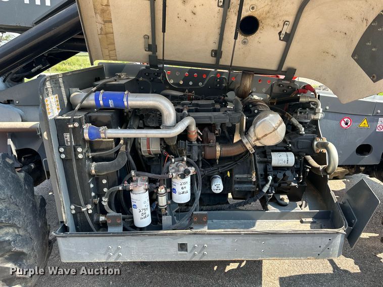 image for item DS2070 2018 Skyjack SJ1056 TH  telehandler