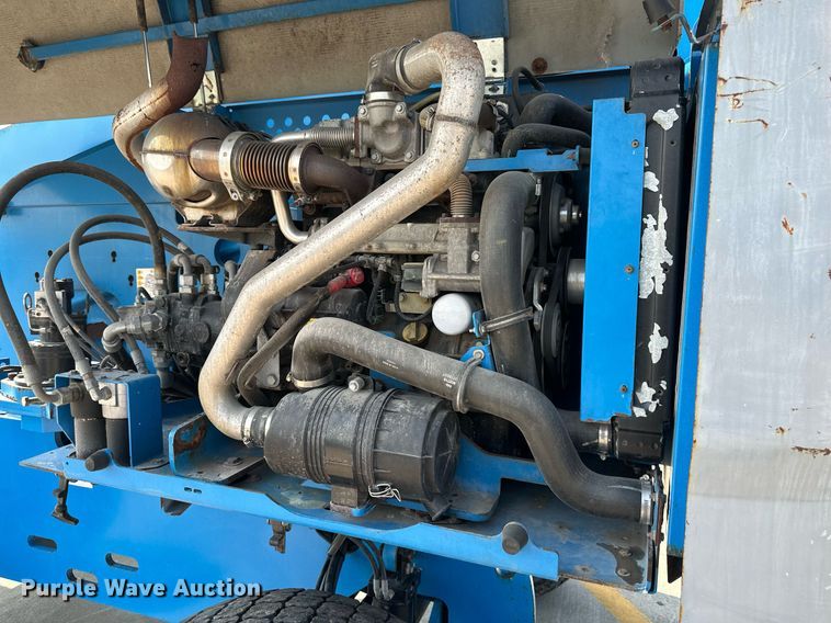 image for item DS2071 2014 Genie S-65  boom lift