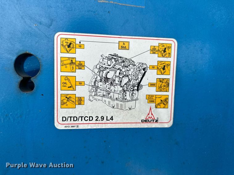 image for item DS2071 2014 Genie S-65  boom lift