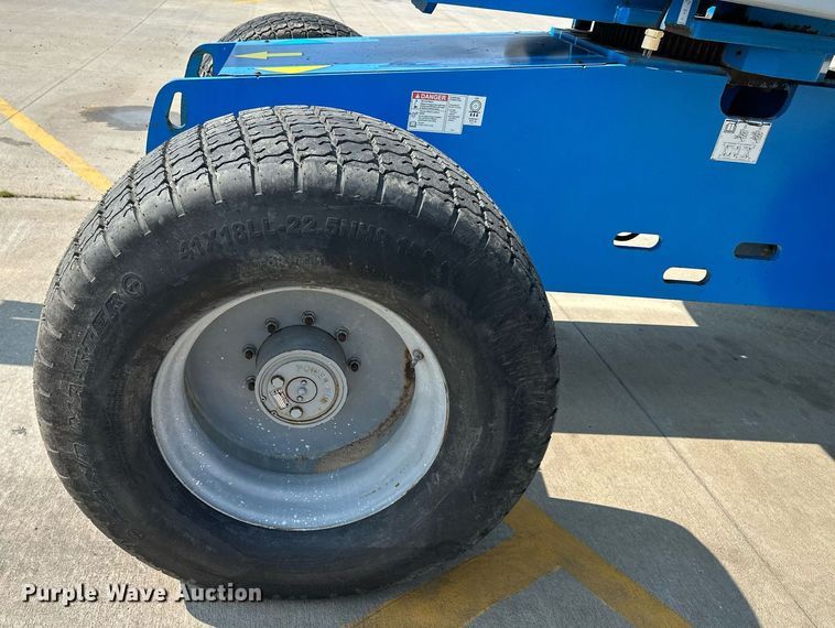 image for item DS2071 2014 Genie S-65  boom lift