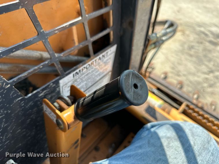 image for item DS2073 2001 Case 1845C  skid steer loader