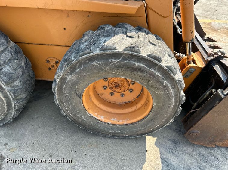 image for item DS2073 2001 Case 1845C  skid steer loader