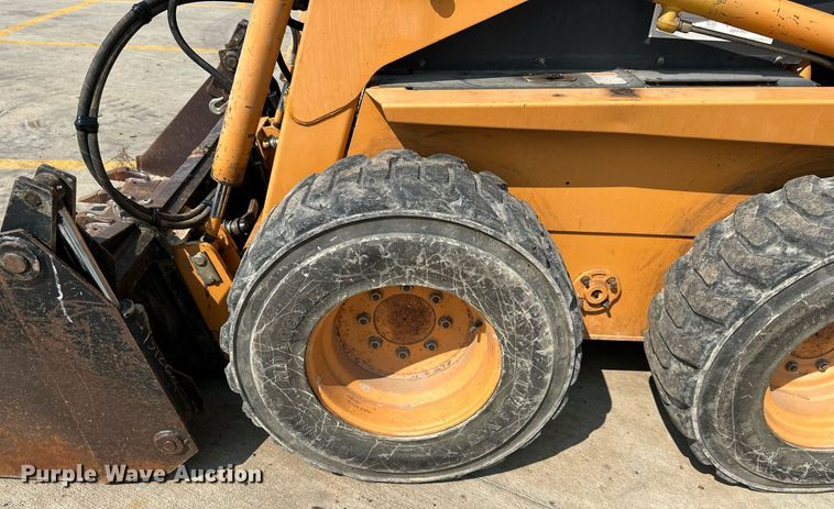 image for item DS2073 2001 Case 1845C  skid steer loader