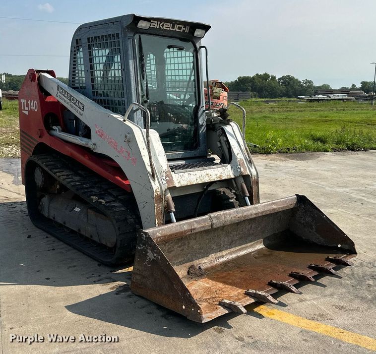 image for item DS2074 2007 Takeuchi TL140  tracked skid steer loader